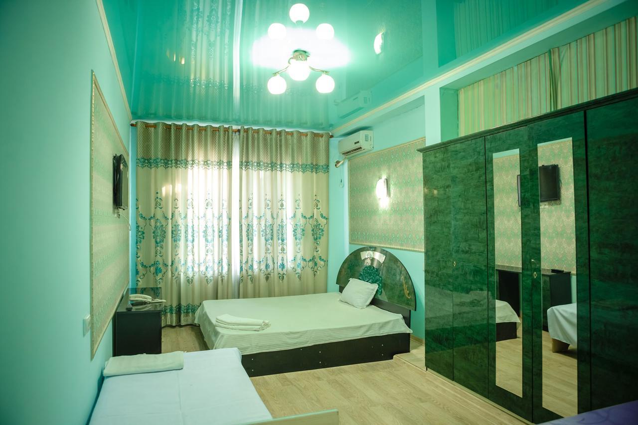 Hotel Prestizh Taraz Buitenkant foto