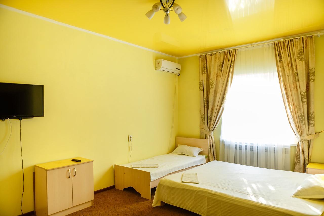 Hotel Prestizh Taraz Buitenkant foto