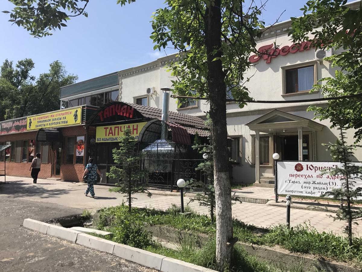 Hotel Prestizh Taraz Buitenkant foto